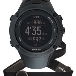 La montre GPS Suunto Ambit3 Peak Black avec son bracelet cardio-fréquencemètre